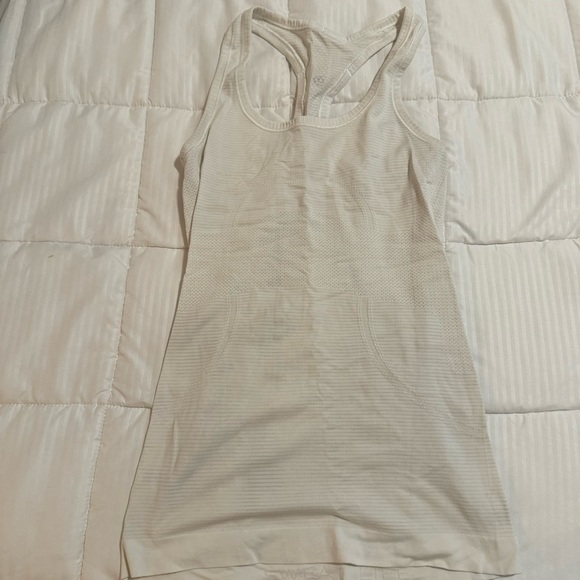 Lululemon Swiftly Tech Racerback Tank - Picture 2 of 4